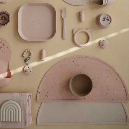 Mushie Silicone Placemat (Powder Pink Confetti)