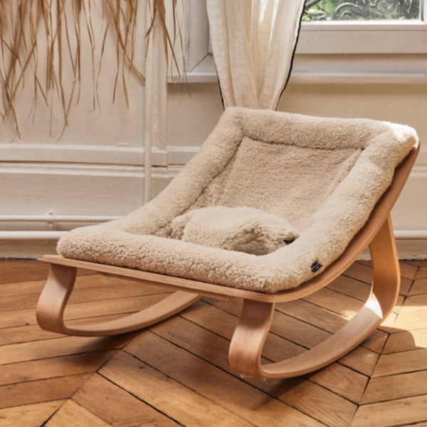 Levo Beech Baby Rocker with Teddy Fur Milk Cushion
