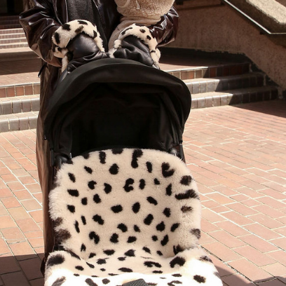 Sheepskin Buggy Mittens (Leopard)