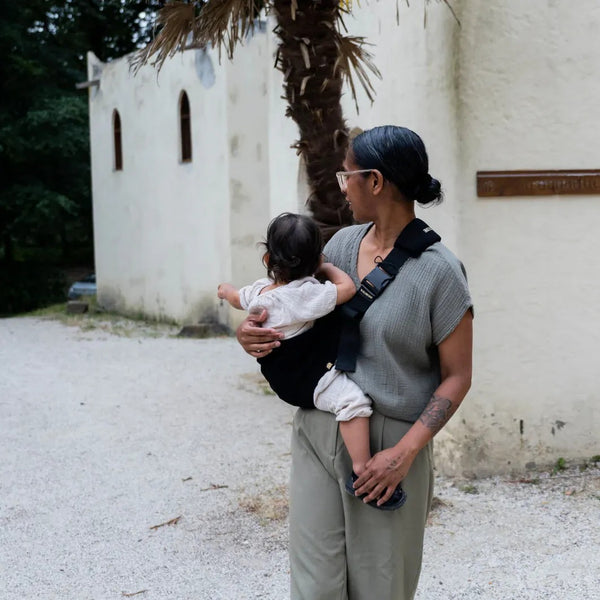 Toddler Carrier (Black)