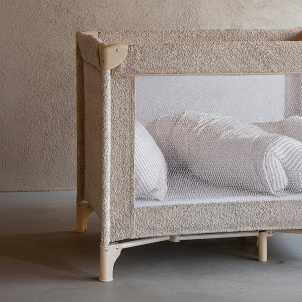 Foldable Boucle Baby Travel Cot (Boucle Sheep)
