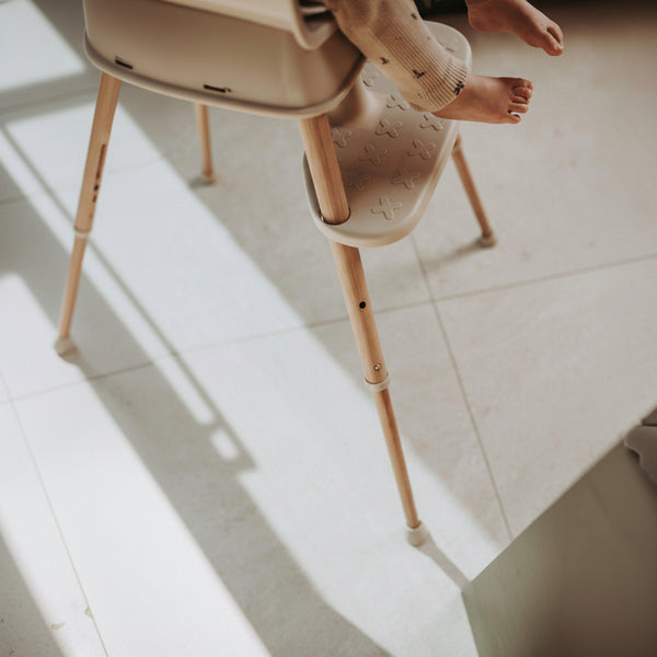 Ultimo 3 Luxe Adjustable Wooden Leg Highchair (Clay/Natural)