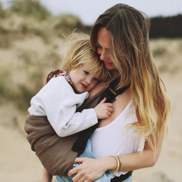 Toddler Carrier (Brown Linen)