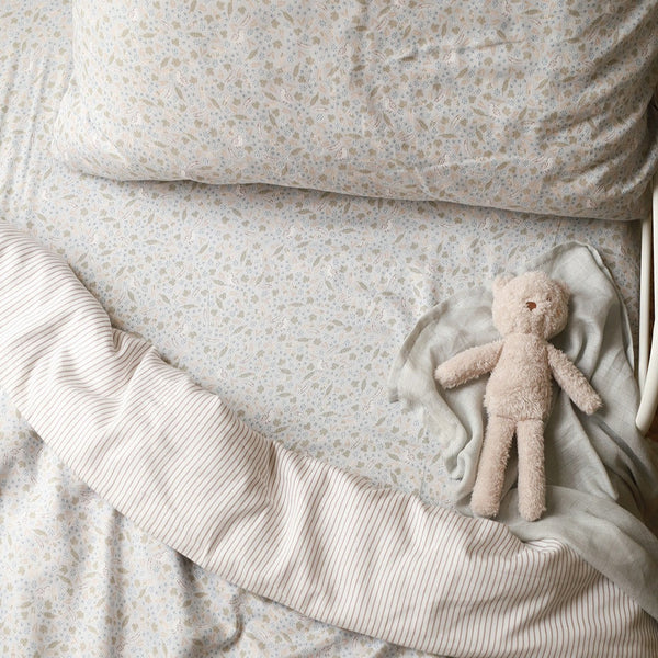 Organic Cotton Cot and Single Bedding Set (Nature Trail)