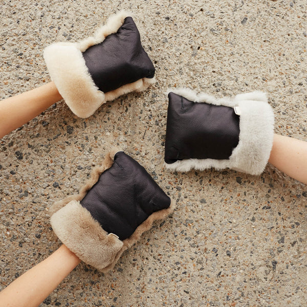 Fixed Harness Sheepskin Snuggler (Toast)