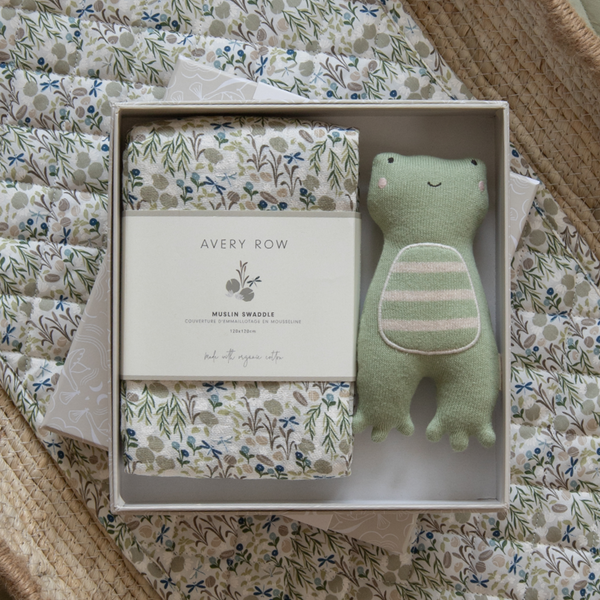 Swaddle & Cuddle Frog New Baby Gift Set (Riverbank)