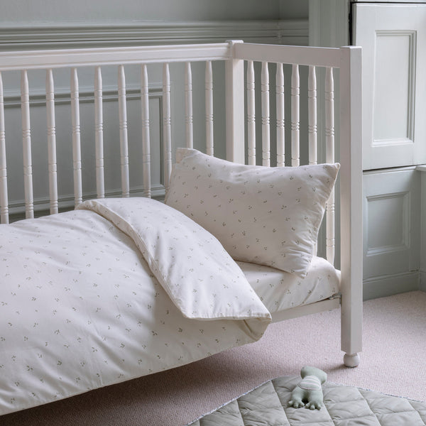 Organic Cotton Cotbed Bedding Set (Nettle Scatter)