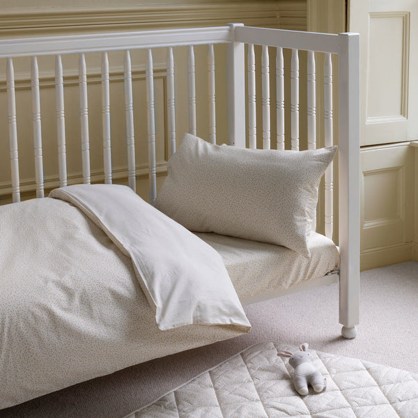 Organic Cotton Cotbed Bedding Set (Daisy Meadow)