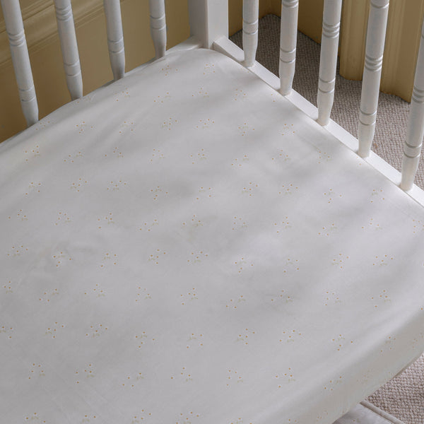 Organic Cotbed Fitted Sheet (Wild Chamomile)