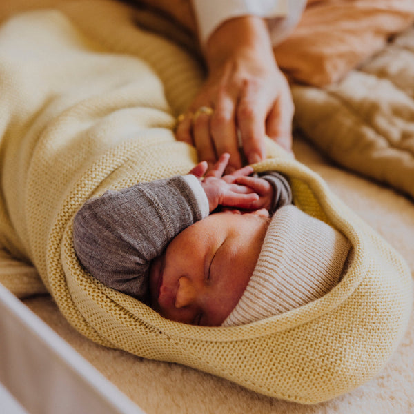 Merino Wool Cocoon (Light Yellow)