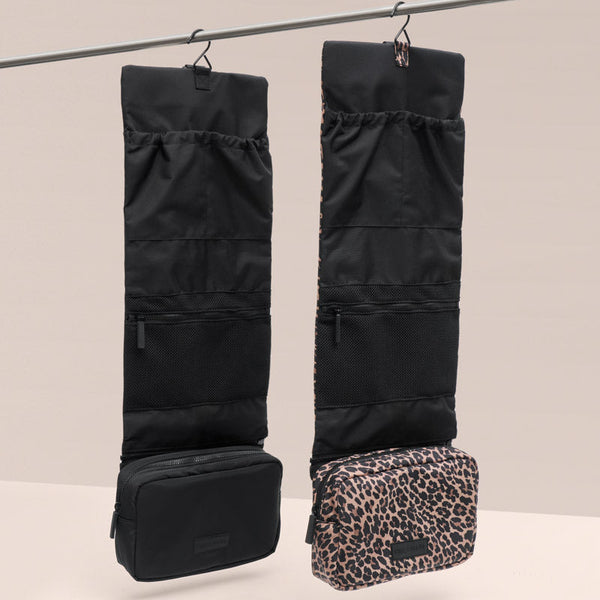 T+M Travel Hanging Changing or Wash Bag Organiser (Leopard Print)