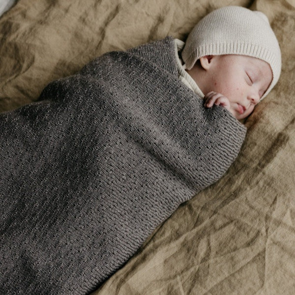 Dora Merino Wool Winter Knit Baby Blanket (Otter)