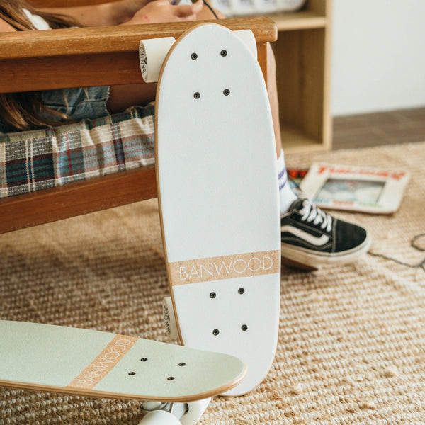 Banwood Kids Skateboard (White)