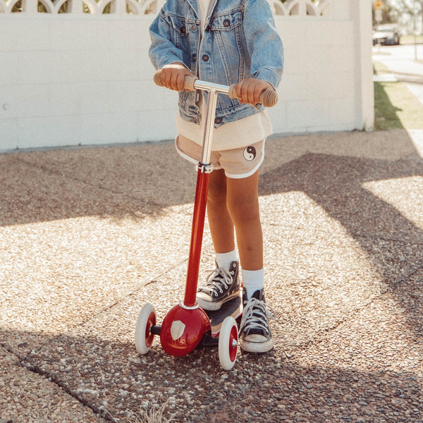 Banwood Kids 3 Wheel Scooter with Basket (Red)