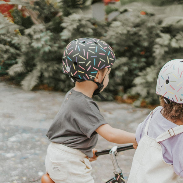 Banwood X Marest Classic Bike Helmet (Black Sprinkle)