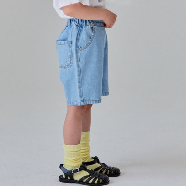 Dillon Mini 90s Style Denim Shorts (Light Denim)