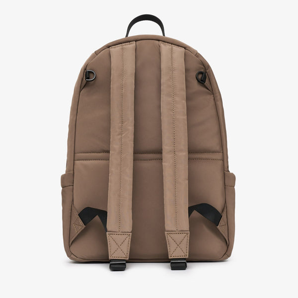 Elwood 2.0 Changing Backpack (Mocha)