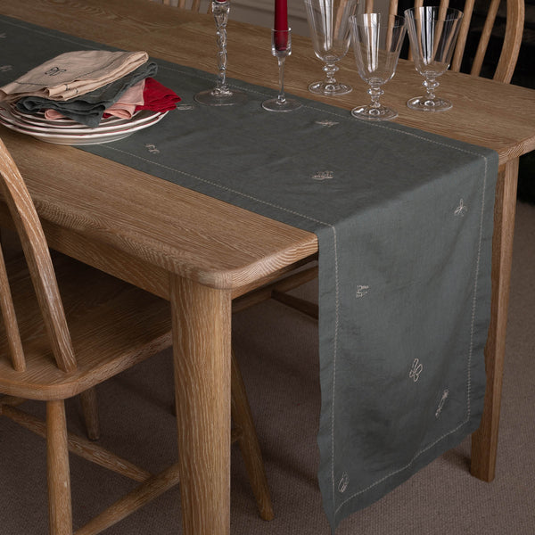 Linen Christmas Table Runner (Pine Green)