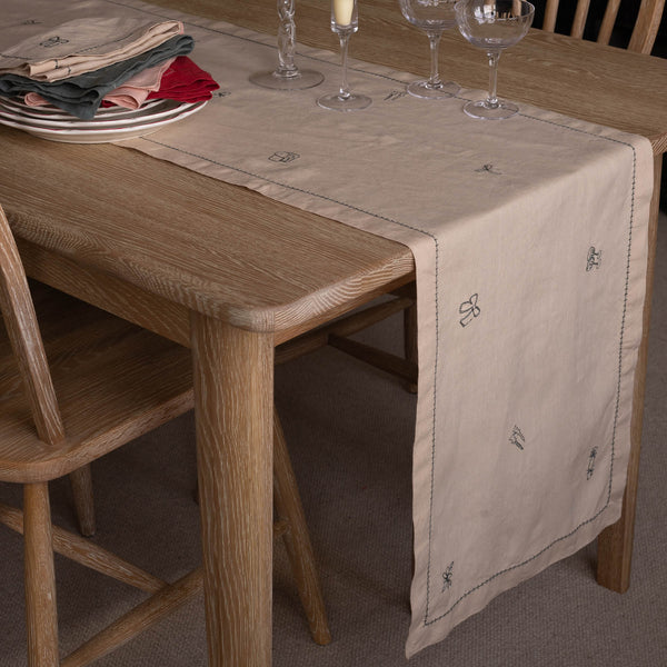 Linen Christmas Table Runner (Natural)