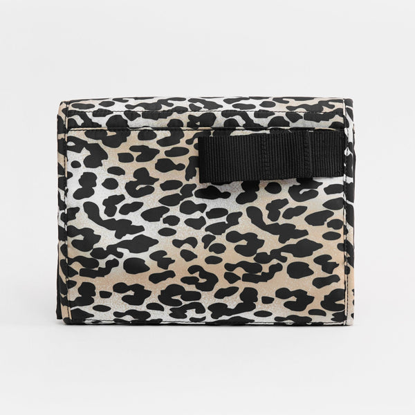 Maggie Fold-Away Travel Changing Mat (Leopard)