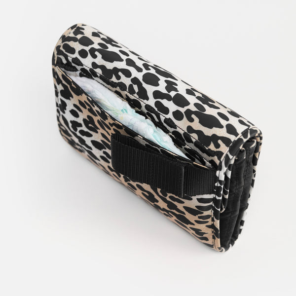 Maggie Fold-Away Travel Changing Mat (Leopard)