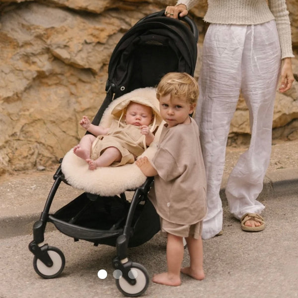 Sheepskin Snuggler (Milk)