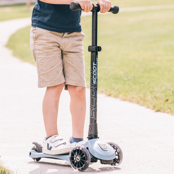 Highway Kick 3 Fold Away Scooter with LED Wheels (Steel)