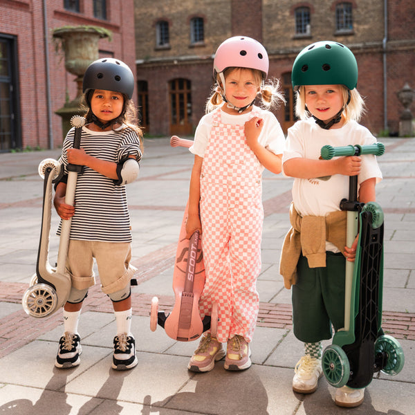 Highway Kick 3S Steerable Foldable Scooter with LED Wheels (Ash)