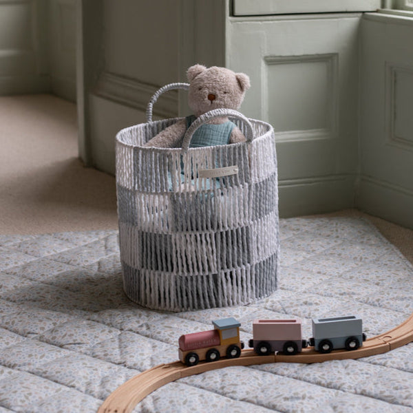 Checkerboard Medium Storage Basket (Powder Blue)