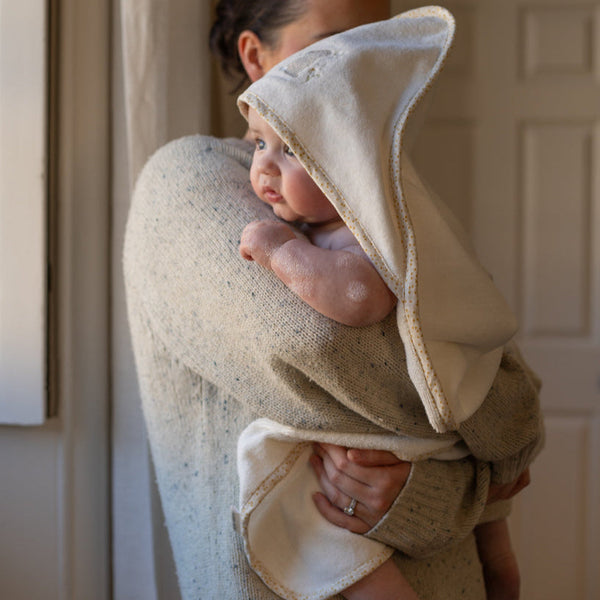 Organic Cotton Bunny Embroidered Hooded Towel (Wild Chamomile)
