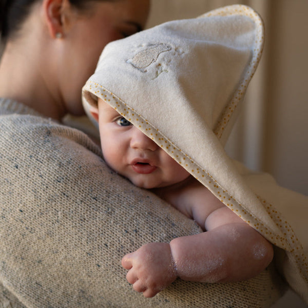 Organic Cotton Bunny Embroidered Hooded Towel (Wild Chamomile)