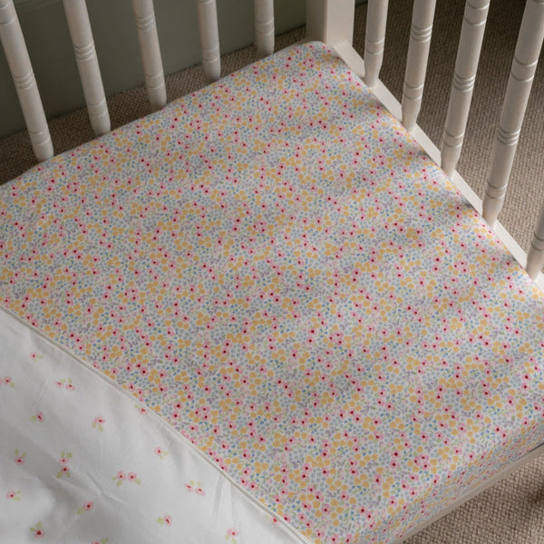 Organic Cotbed Fitted Sheet (Wildflower Garden)