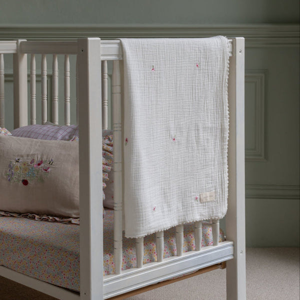 Embroidered Muslin Blanket (Anemone)