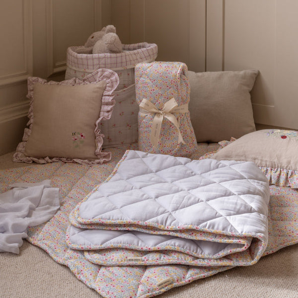 Quilted Stay & Play Mat (Wildflower Garden)