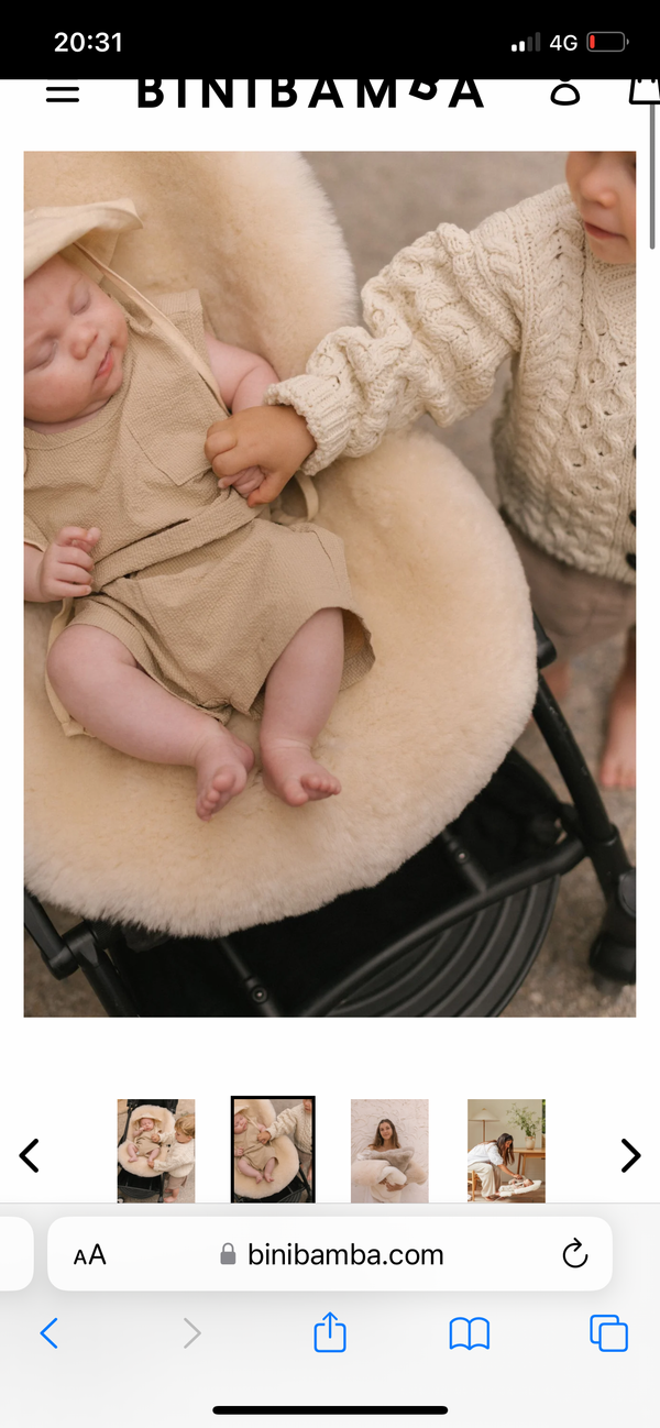 Sheepskin Snuggler (Milk)