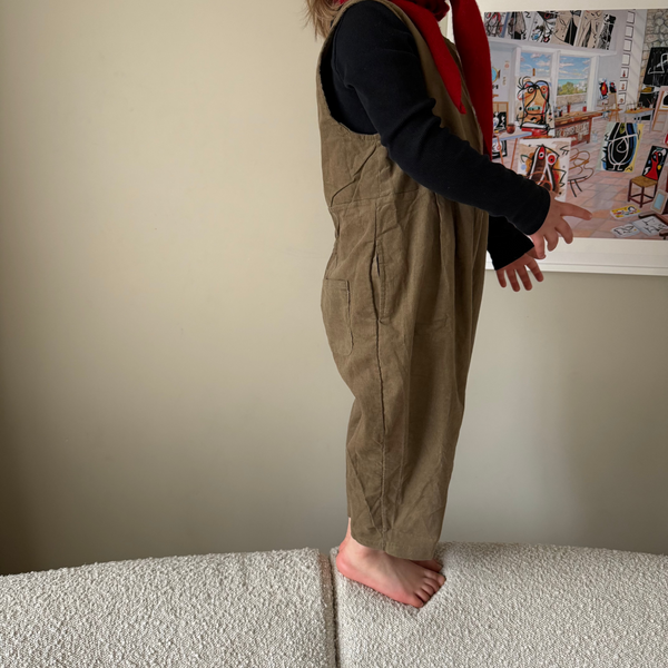 Button Up Pleat Sleeveless Jumpsuit (Khaki)