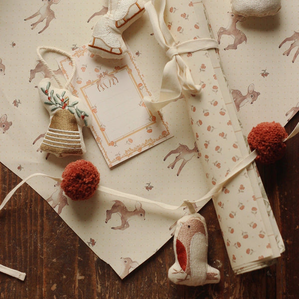 Embroidered Christmas Garland (Frosty Friends)