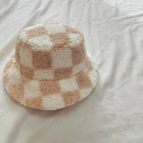 MAMA Timo Checkerboard Teddy Bucket Hat