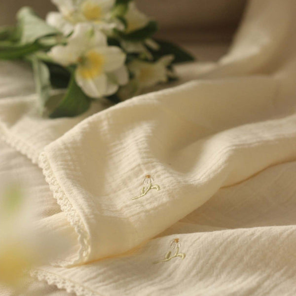 Embroidered Muslin Blanket (Wild Chamomile)