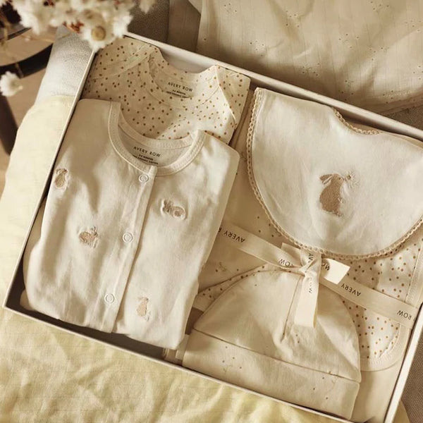 New Baby 5 Piece Boxed Starter Gift Set (Bunnies/Daisy Meadow/Wild Chamomile)