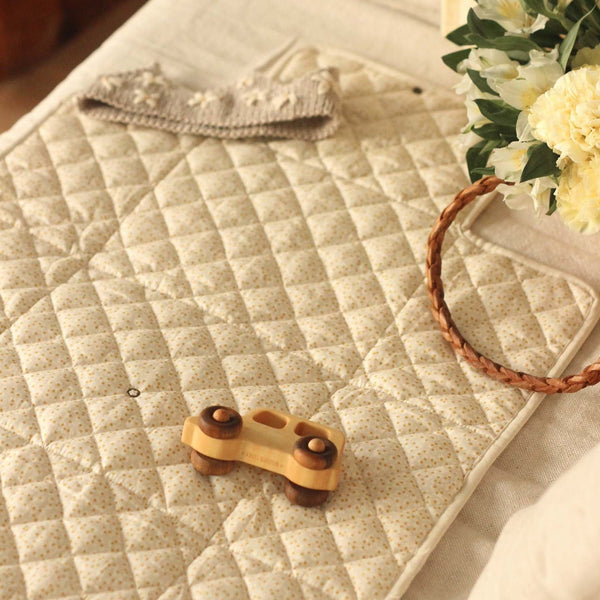 Cotton Travel Baby Changing Mat (Wild Chamomile)