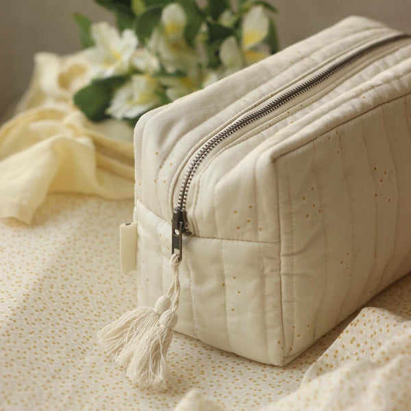 Cotton Quilted Wash Bag (Wild Chamomile)