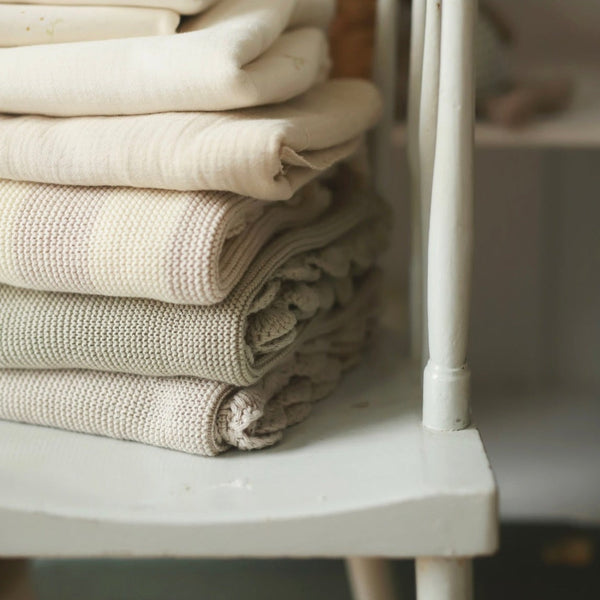 Scallop Organic Cotton Knit Blanket (Stone)