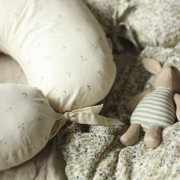 Organic Cotton Nursing Pillow (Nettle Scatter)