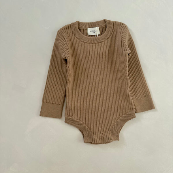 Noa Cotton Rib Knit Baby Bodysuit (Latte)