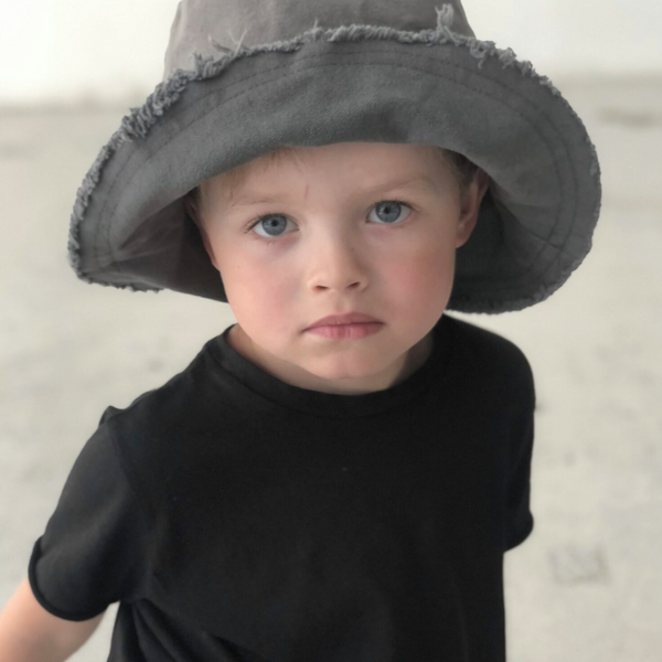 Aura Cotton Bucket Hat (Dark Grey)