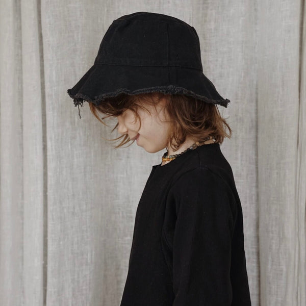 Aura Cotton Bucket Hat (Black)