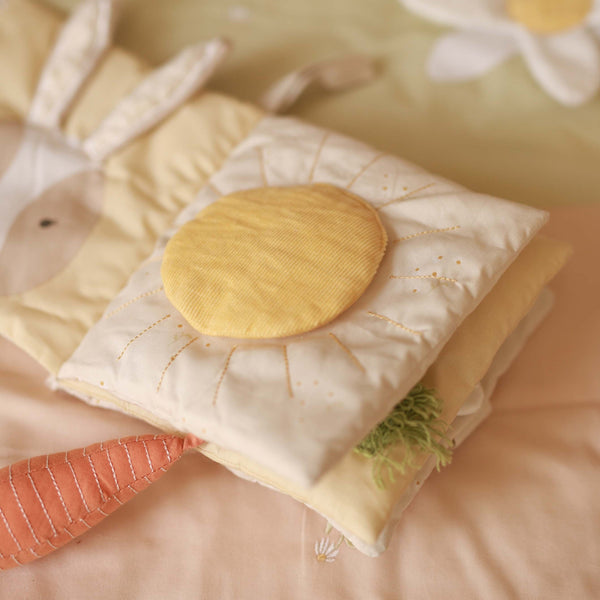 Sensory Baby Fabric Book (Bunny Tales)