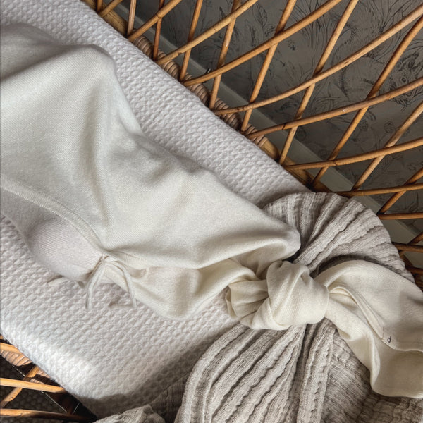Maxim Premium Cashmere Baby Swaddle (Ivory)