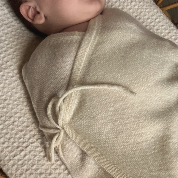 Maxim Premium Cashmere Baby Swaddle (Ivory)